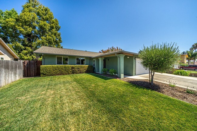 Foto del edificio - 3530 White Cliff Cir