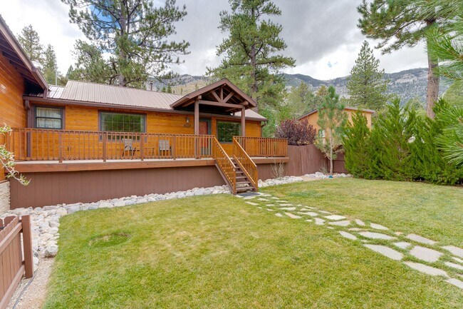 Building Photo - Tranquil Mountain Retreat in Mount Charleston