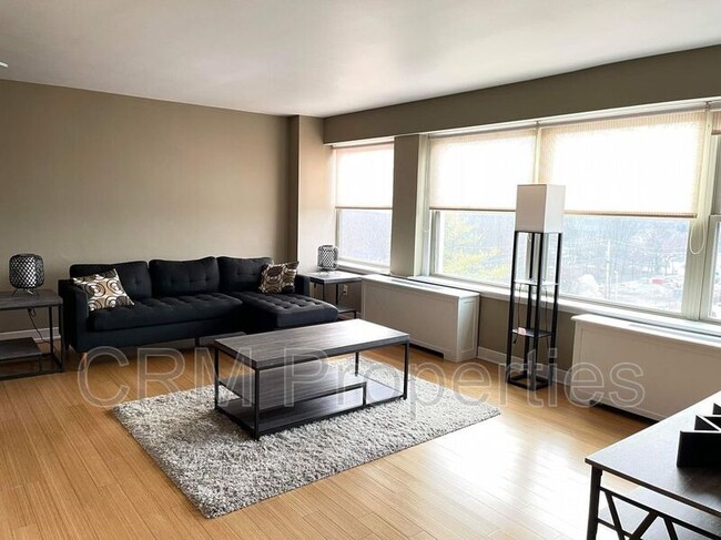 Foto del edificio - 3965 N Meridian St