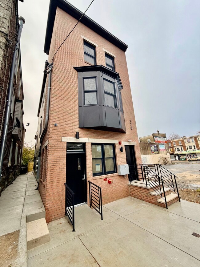 Photo - 178 W Seymour St Apartment