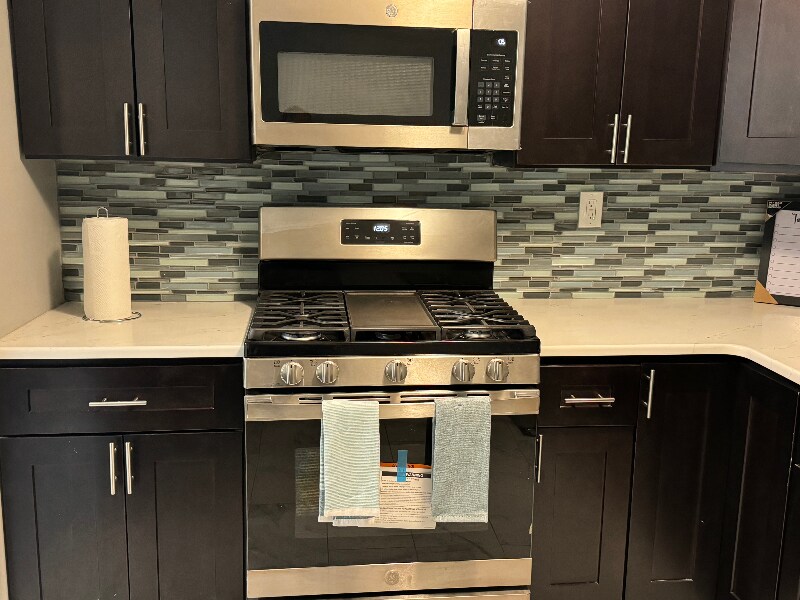 Foto principal - 2732 Island Ave