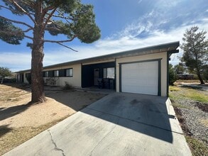 Building Photo - 316 Palm Dr