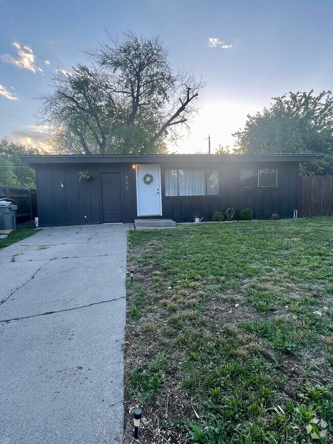 Apartments For Rent in Mountain Home A F B, ID with Washer & Dryer 5