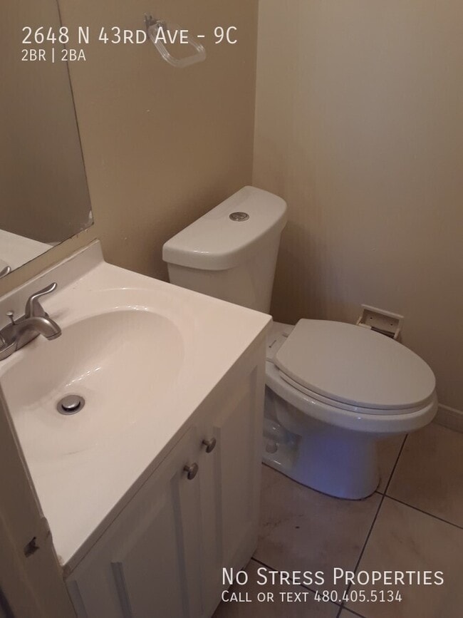 Building Photo - 2648 N 43rd Ave