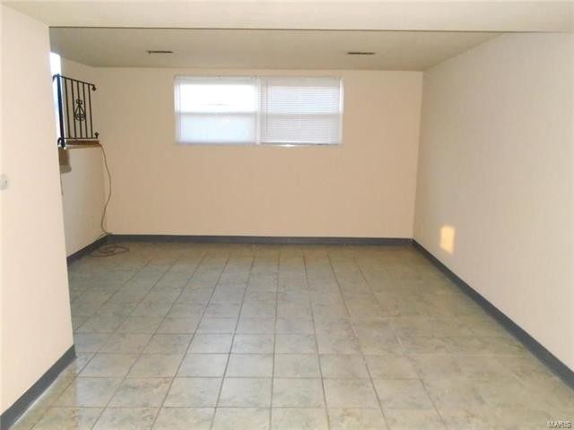 Building Photo - 202 Castellano Dr