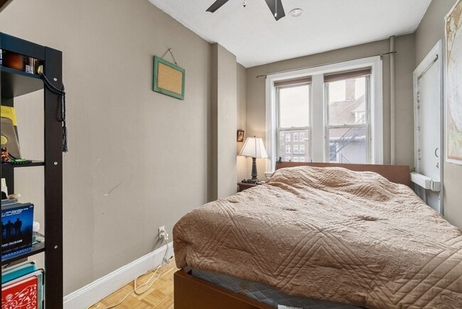 Foto del edificio - Modern unit with great location in heart of Allston available 9/1/26