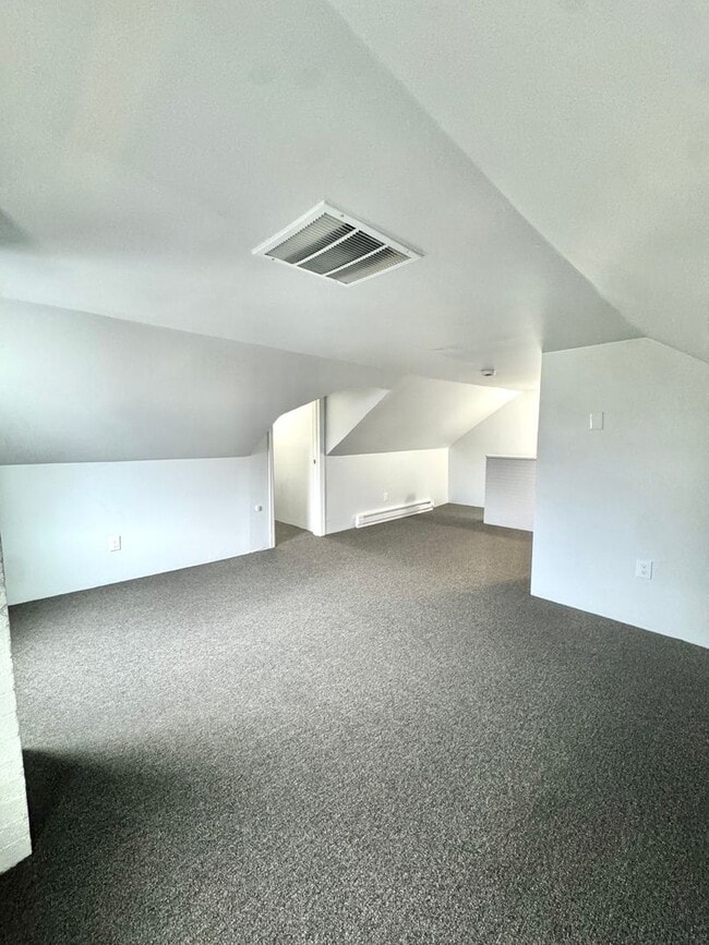 Building Photo - 1102 Second Street