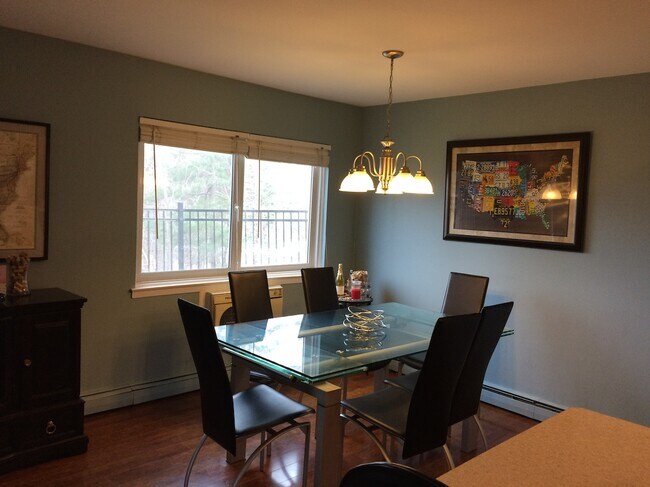 Dining Room - 5 Dove Ct