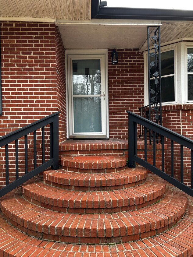 Foto principal - 102 Church St