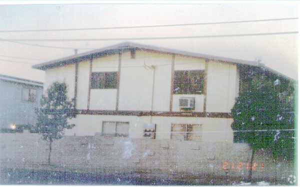 Building Photo - 2605 Chester Dr
