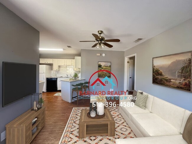 Building Photo - 1632 Post Rd