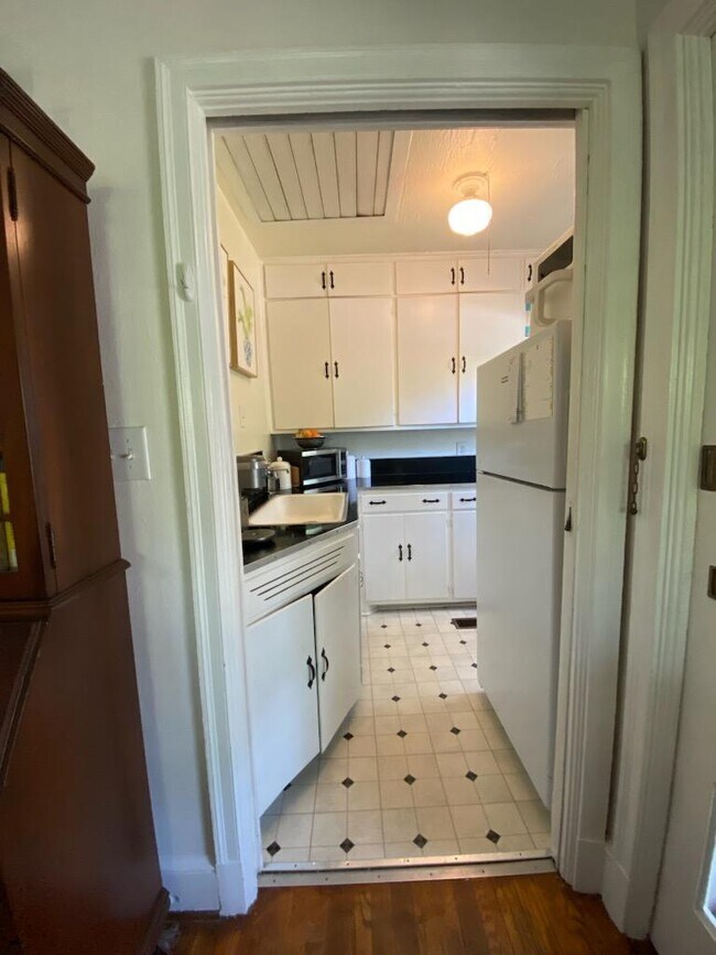 Foto del edificio - 218 Hillcrest Ave