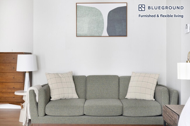 Building Photo - 44 Bromfield St