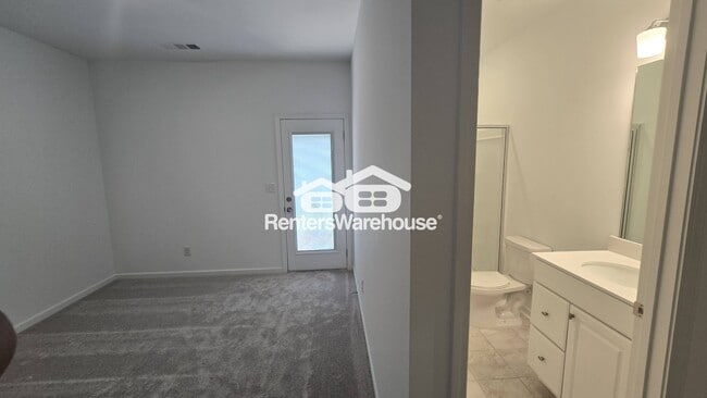 Building Photo - 6158 Wayburn St