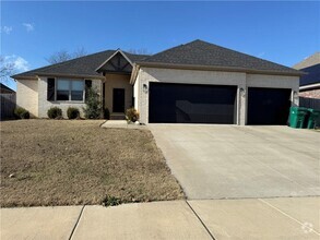 Building Photo - 751 Spicewood Trail