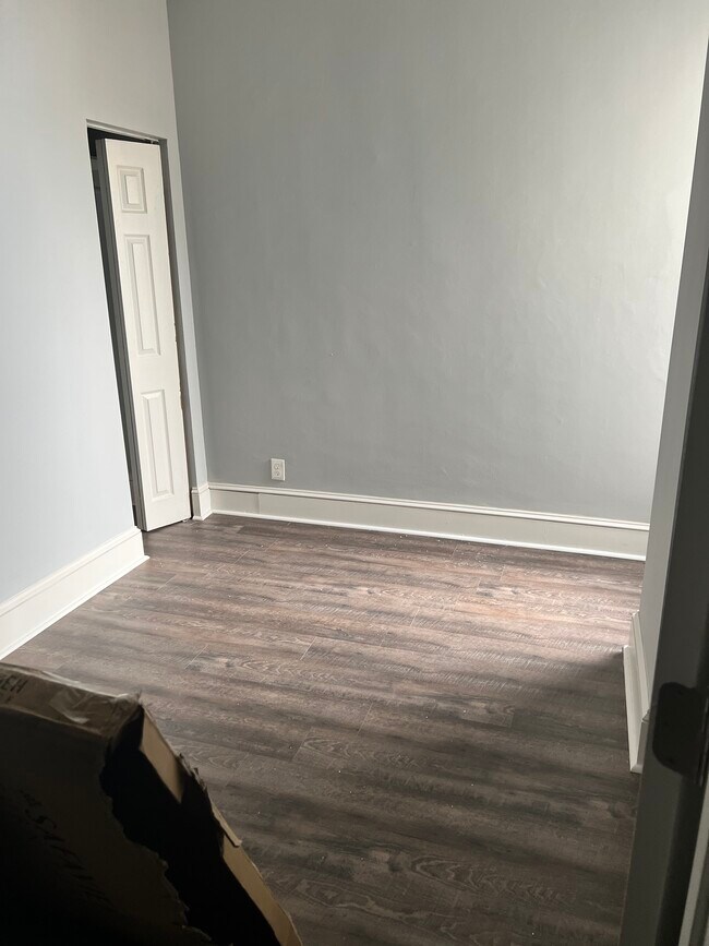 Oficina - 1261 James St