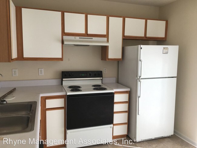 Foto del edificio - 231 Donald Ross Dr