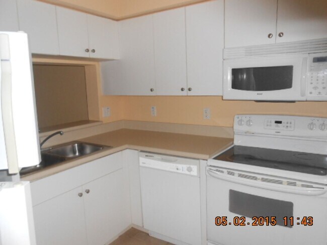 Building Photo - 8424 Bernwood Cove Loop