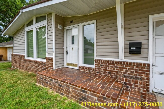 Foto del edificio - 114 N Maplewood Ave