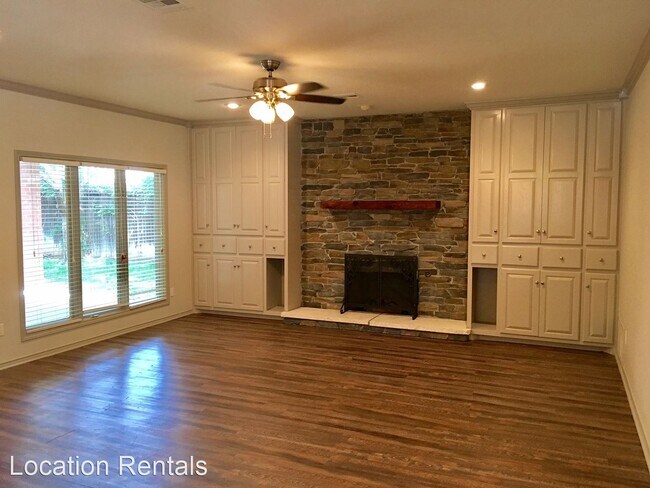 Foto del edificio - 3 br, 2.5 bath House - 8306 Elkhart Avenue