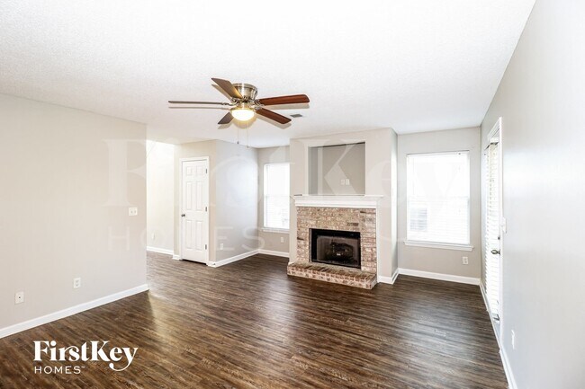 Foto del edificio - 2796 Misty Valley Dr