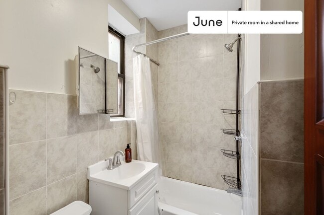Building Photo - Room in Shared 3 bed/1 bath home in Upper West Side