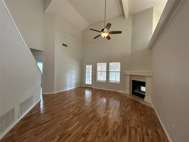 Building Photo - 7740 Western Oaks Dr