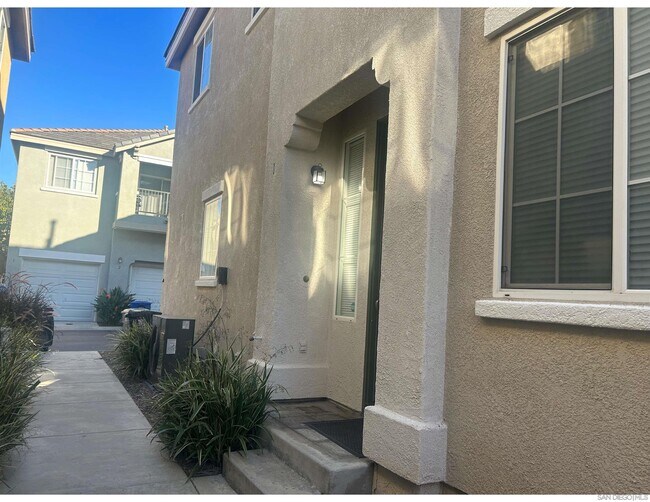 Building Photo - 1476 Levant Ln
