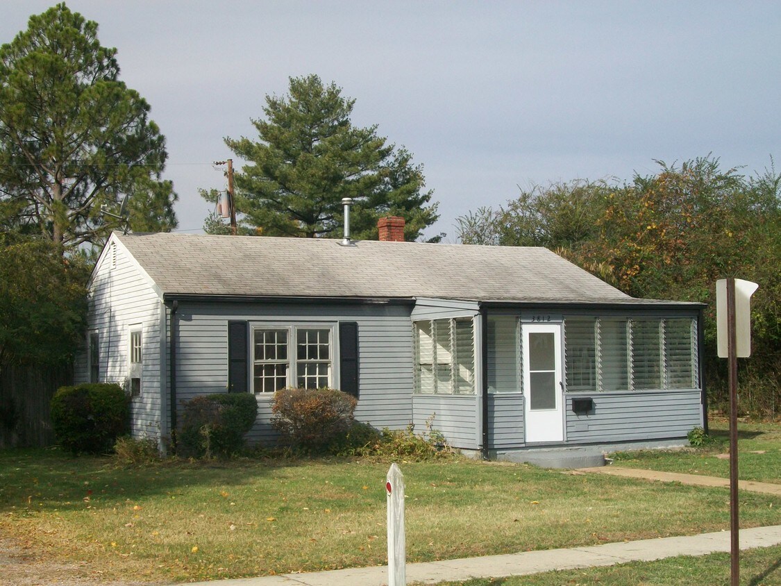 Foto principal - 3812 Alma Ave