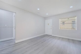 Building Photo - 1057 NW 30th St