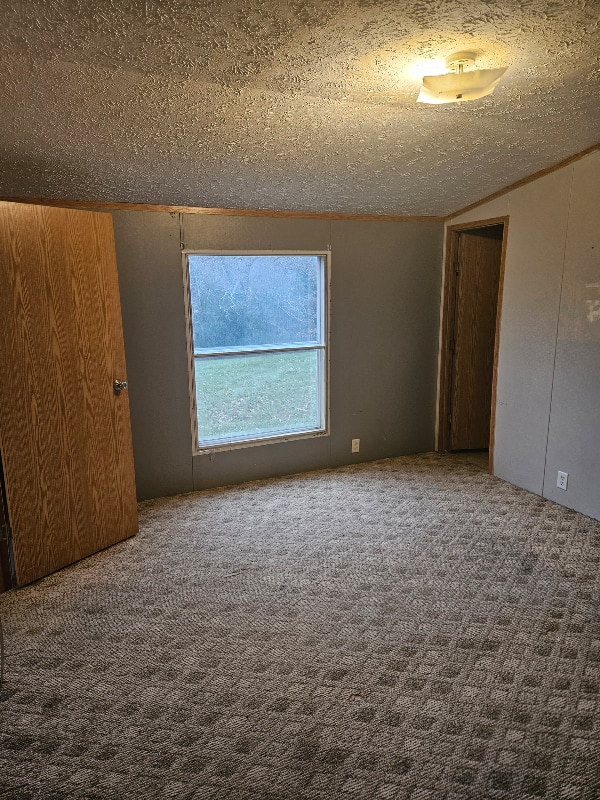 Building Photo - 910 Roach Rd