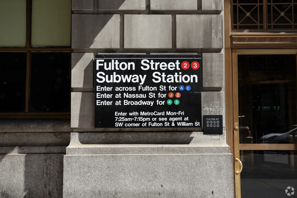 Primary Photo - Fulton-Chambers Building