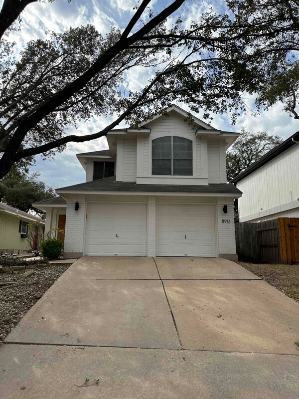 Building Photo - 8913 Taline Cir