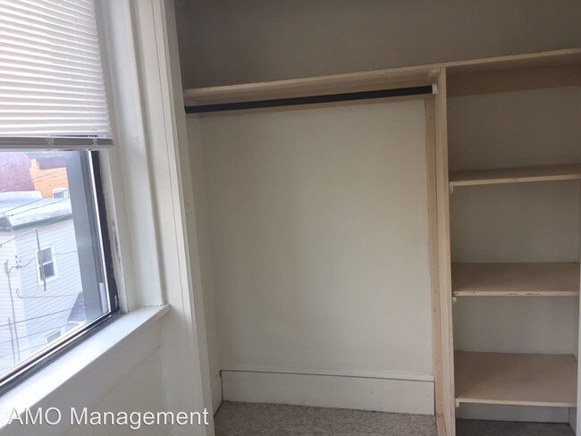 Foto del edificio - 2 br, 1 bath Apartment - 414 Mckee Place