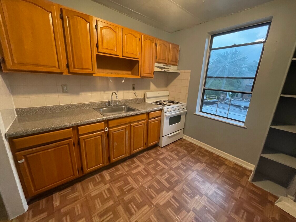 Foto principal - 318 44th St