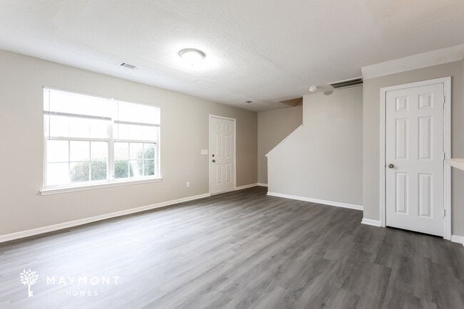 Building Photo - Bright Two-Story Living with Large Yard