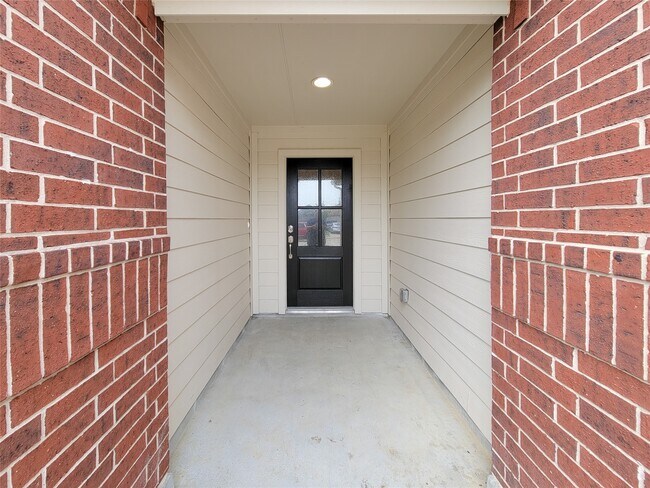 Building Photo - 31114 Gulf Cypress Ln