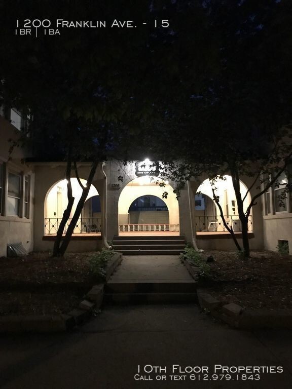 Foto del edificio - 1200 W Franklin Ave