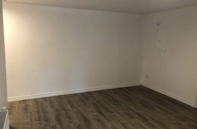 Building Photo - 625 Borthwick Ave