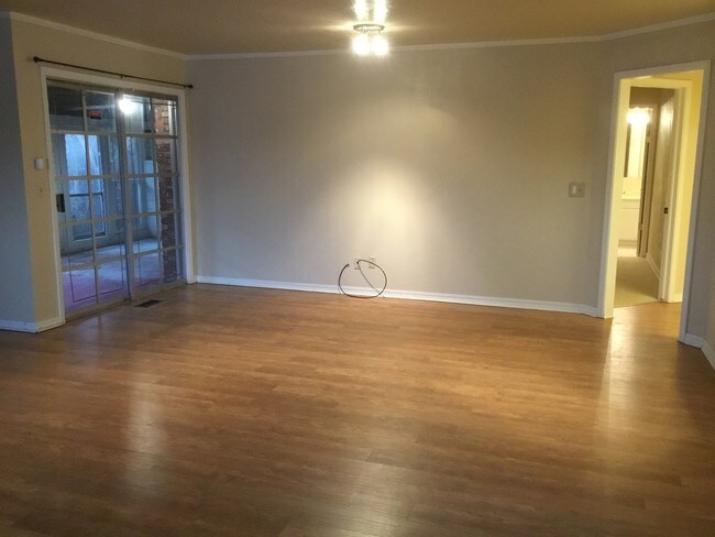 Foto del edificio - 6113 N Ross Ave