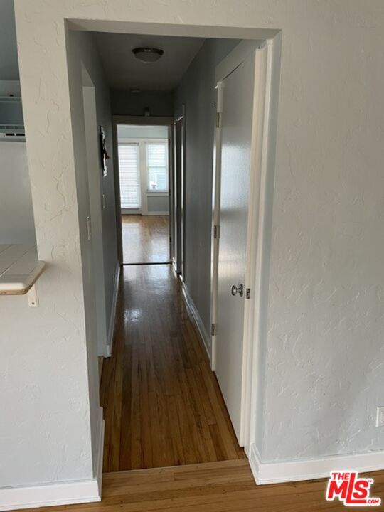 Foto del edificio - 2450 4th St