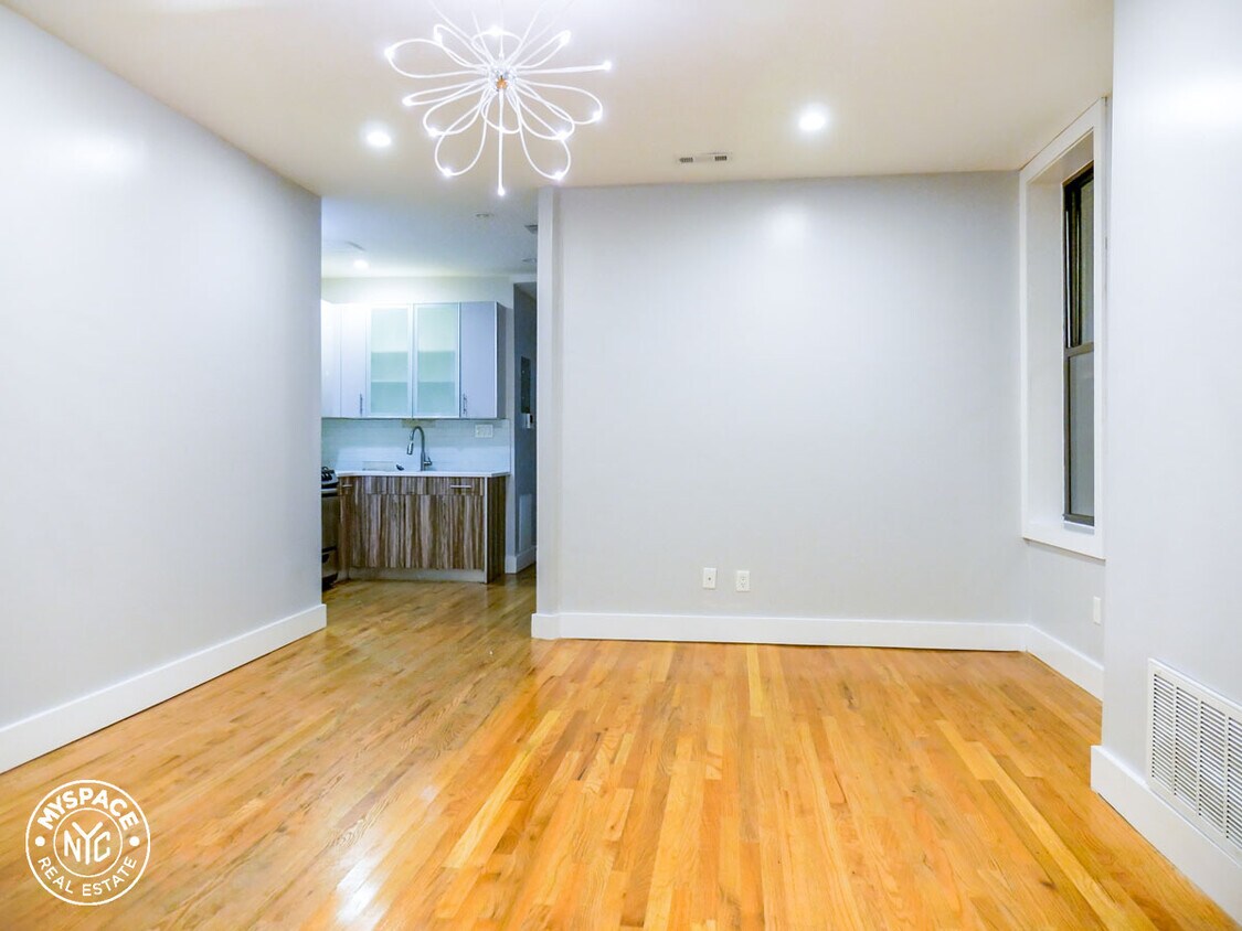 Foto principal - 378 Lewis Ave