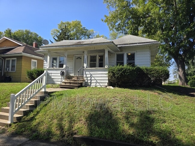Building Photo - 124 Moir St