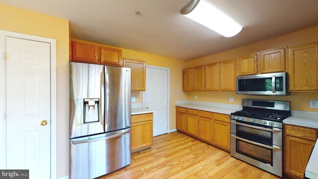 Foto del edificio - 7801 Beddington Ct