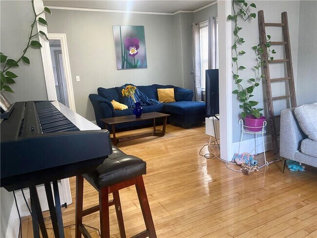 Foto del edificio - 334 Bay View Ave