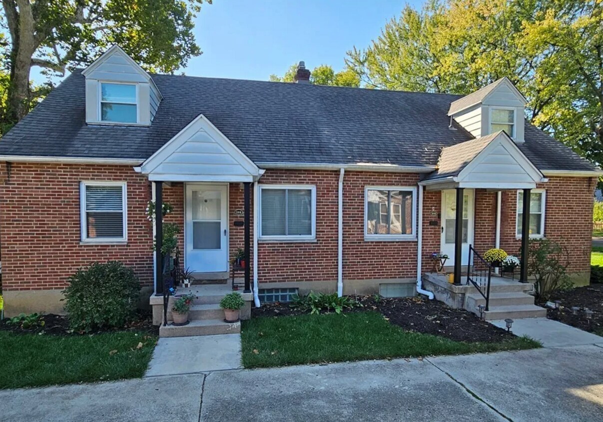 Primary Photo - 1106 Acorn Dr
