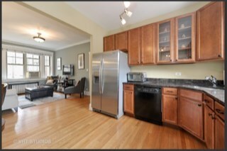 Foto del edificio - 437 N Lombard Ave