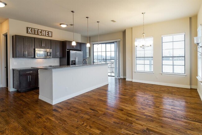 Building Photo - 5232 Colleyville Blvd