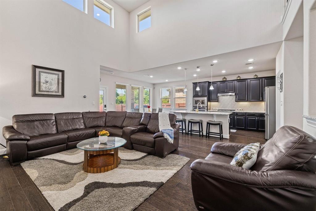 Foto principal - 4217 Privacy Hedge St