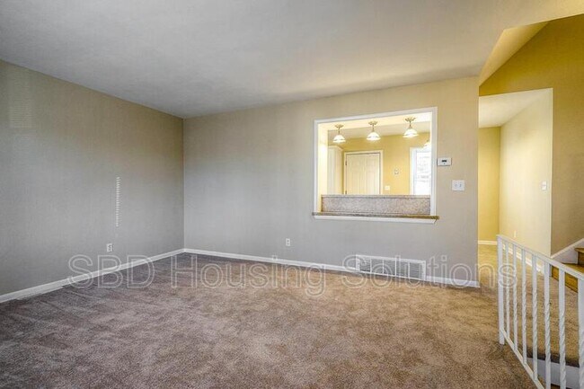 Foto del edificio - 1609 N Rogers St